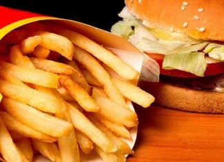 Fast food devlerinde ‘Bakteri’ skandalı