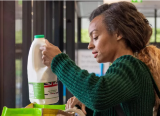 Food prices see first fall for two years as stores compete