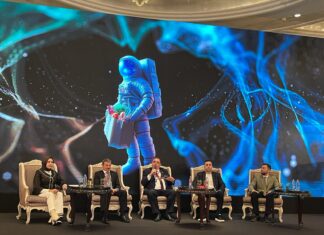 AREL ÜNİVERSİTESİ Uluslararası İlişkiler Bölüm Başkanı ve TÜKETİCİNİN VE REKABETİN KORUNMASI DERNEĞİ Genel Başkanı Prof. Dr. Uğur Özgöker 37. ULUSLARARASI TÜKETİCİ KALİTE ZİRVESİ Panel Başkanlığını Yaptı.