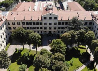 Rekabet Kurulu’ndan İstanbul’daki Fransız liselerine 21,3 milyon lira idari para cezası