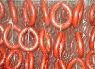 Ünlü sucuk firmasına milyonlarca liralık ceza kesildi. Herkes satın alıyordu