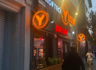 Ürünlerine domuz eti karıştırdığı iddiasıyla gündeme gelen Köfteci Yusuf’un şubeleri boş kaldı