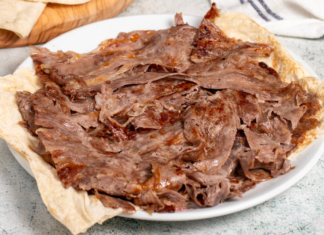 Ünlü dönercinin menüsündeki et gramajı sosyal medyayı ayağa kaldırdı