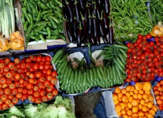 ADALET BAKANLIĞINCA TEKELLEŞEREK GIDA FİYATLARININ FAHİŞ ARTMASI SONUCU TÜKETİCİLERİ İSTİSMAR EDEN 41 BÜYÜK FİRMA YÖNETİCİSİ GÖZALTINA ALINDI